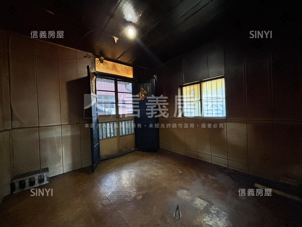 面寬透天‧近凱旋二聖站房屋室內格局與周邊環境