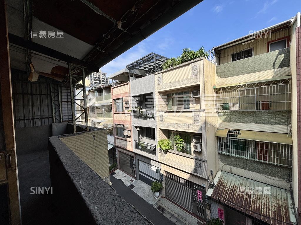 面寬透天‧近凱旋二聖站房屋室內格局與周邊環境