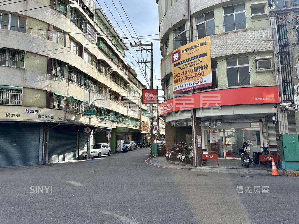 楠梓角窗黃金透店房屋室內格局與周邊環境