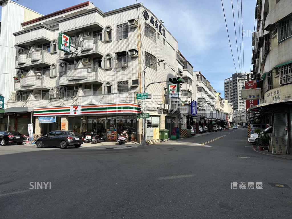 楠梓角窗黃金透店房屋室內格局與周邊環境