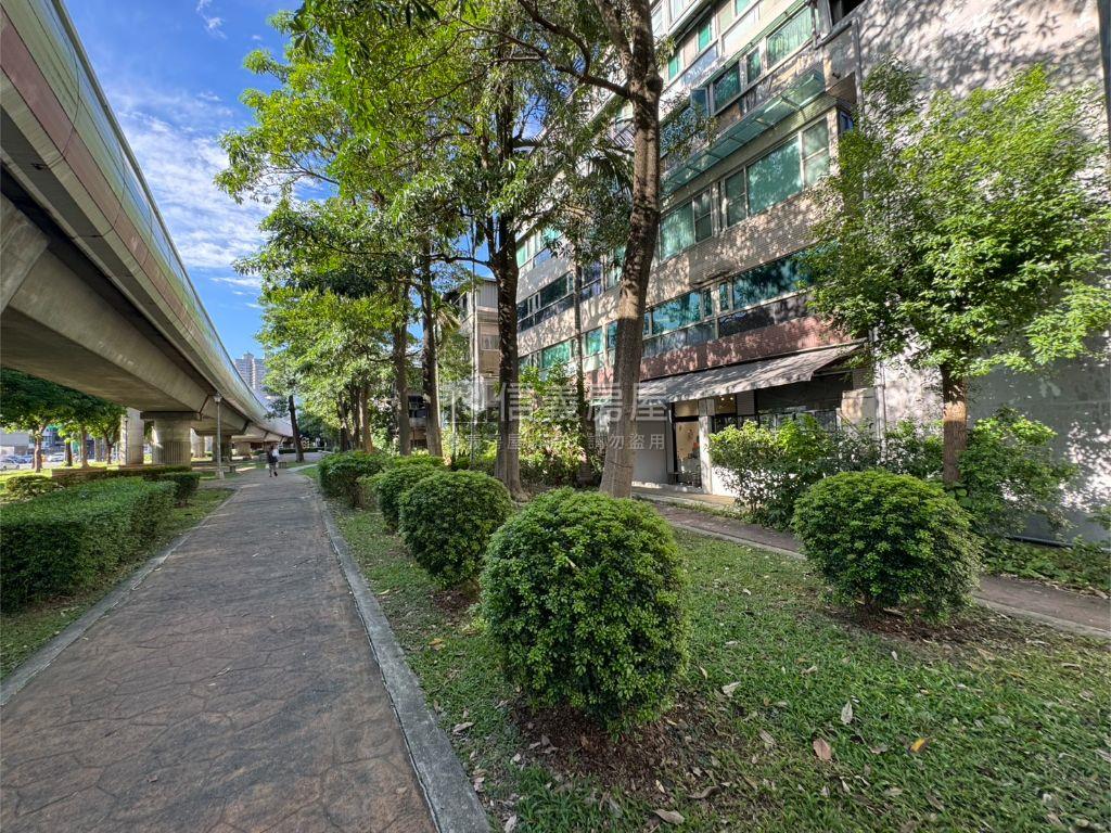 奇岩捷運店面珠寶盒房屋室內格局與周邊環境