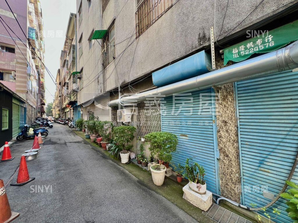 豐原大面寬邊間金透店房屋室內格局與周邊環境