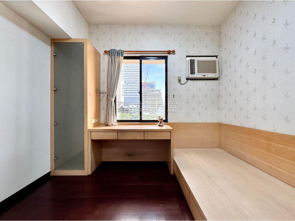強案農十六京典景觀美兩房房屋室內格局與周邊環境