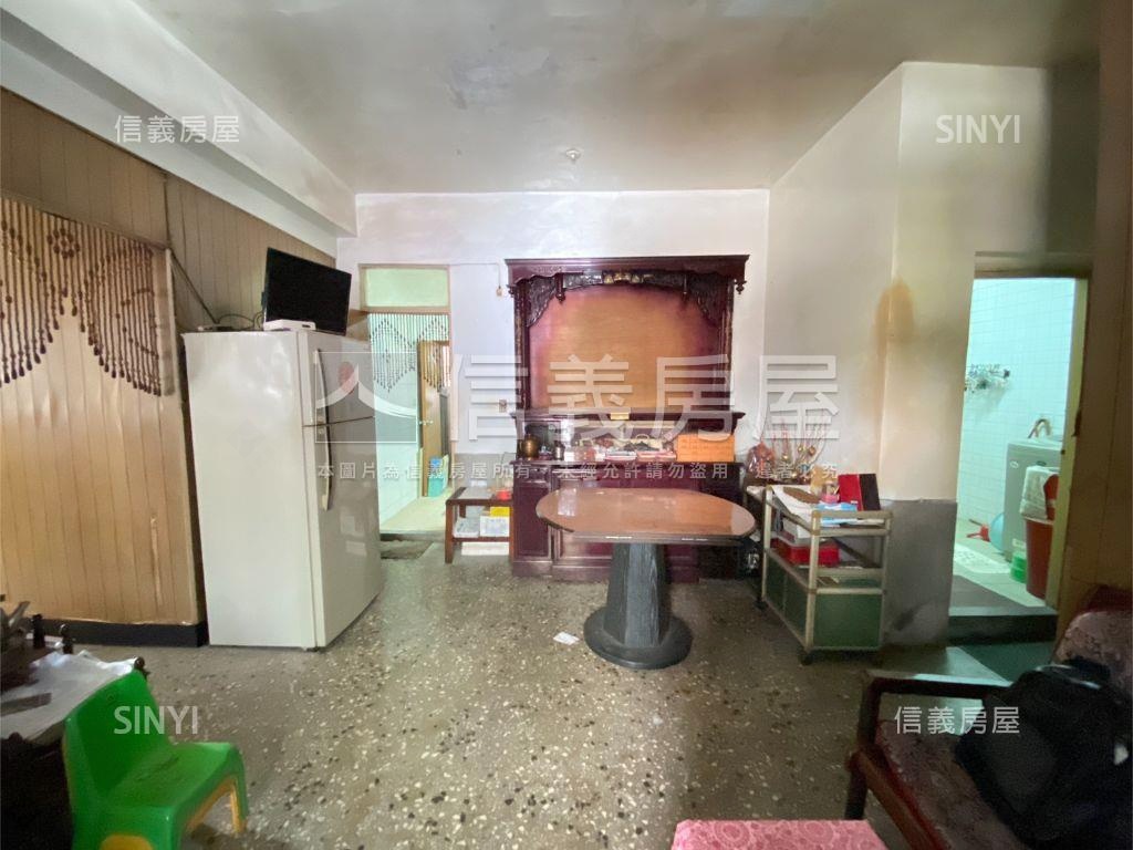 仁忠街一樓住店公寓房屋室內格局與周邊環境
