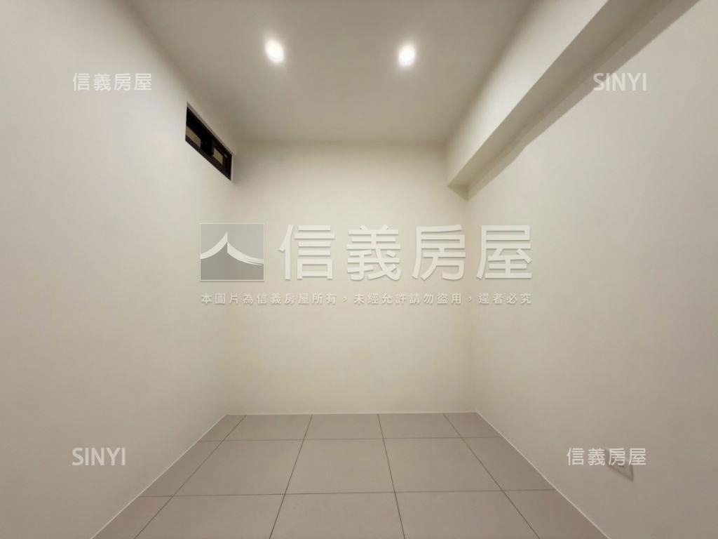 鴻禧優美兩房房屋室內格局與周邊環境