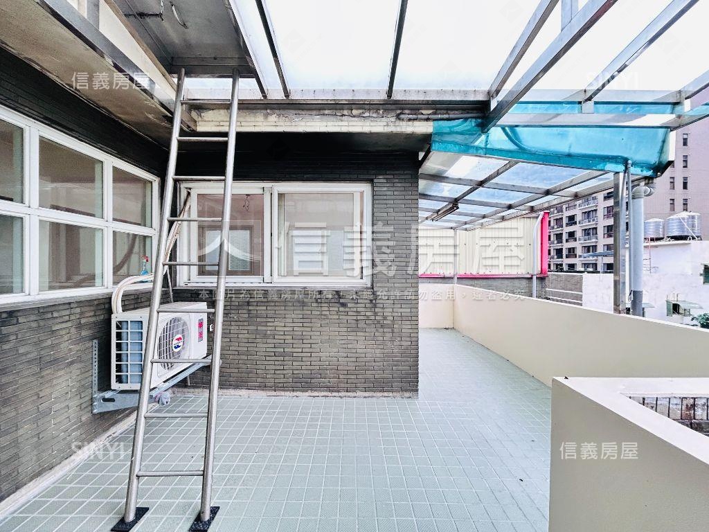藝文蛋黃學區透天別墅房屋室內格局與周邊環境