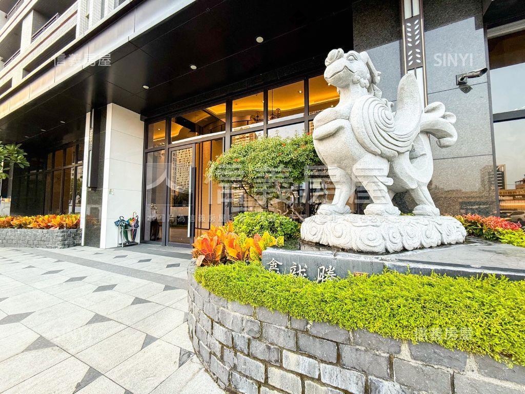 鑫巨蛋輕奢兩房平車房屋室內格局與周邊環境