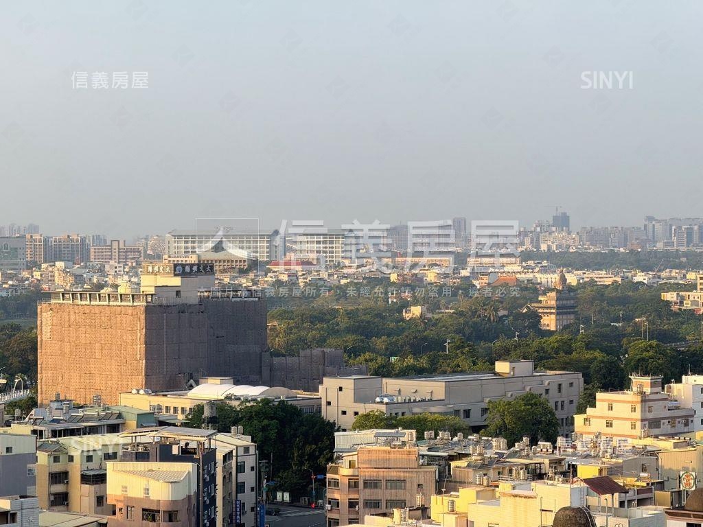 鑫巨蛋輕奢兩房平車房屋室內格局與周邊環境