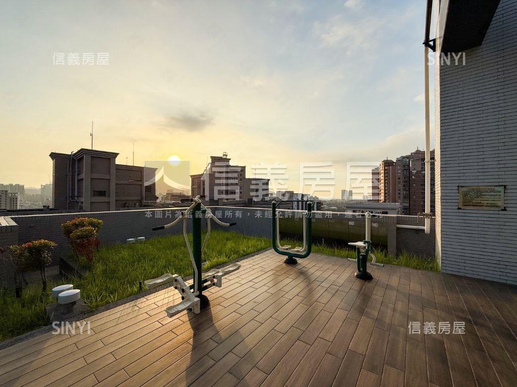 鑫巨蛋輕奢兩房平車房屋室內格局與周邊環境