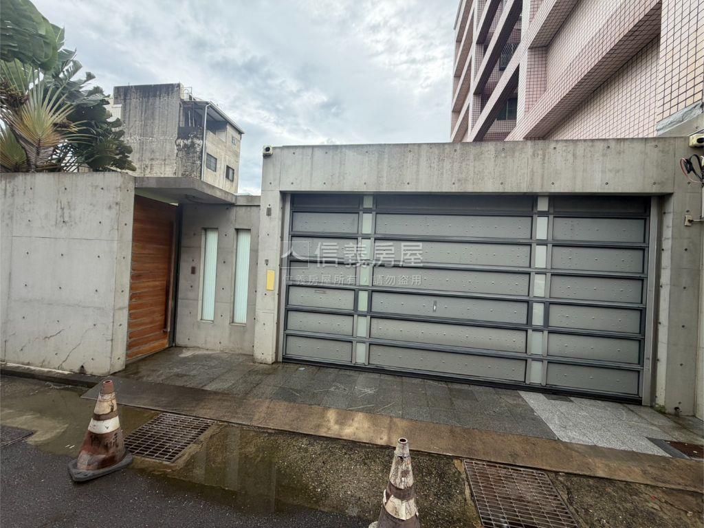 近金華公園約１３６坪土地房屋室內格局與周邊環境