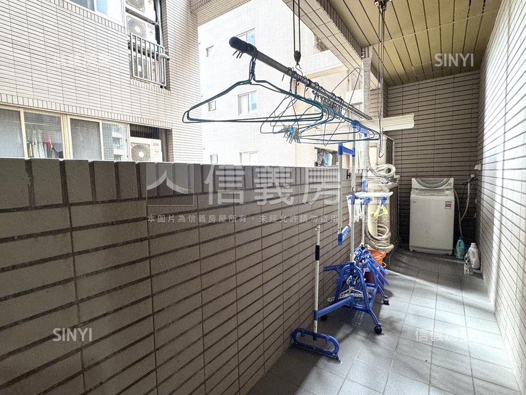 Ａ７皇翔高樓邊間三房車位房屋室內格局與周邊環境