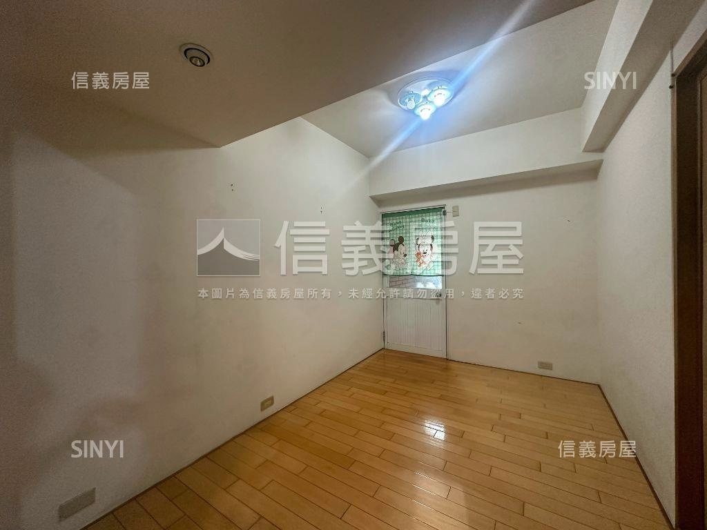 稀有釋出明房明廳房屋室內格局與周邊環境