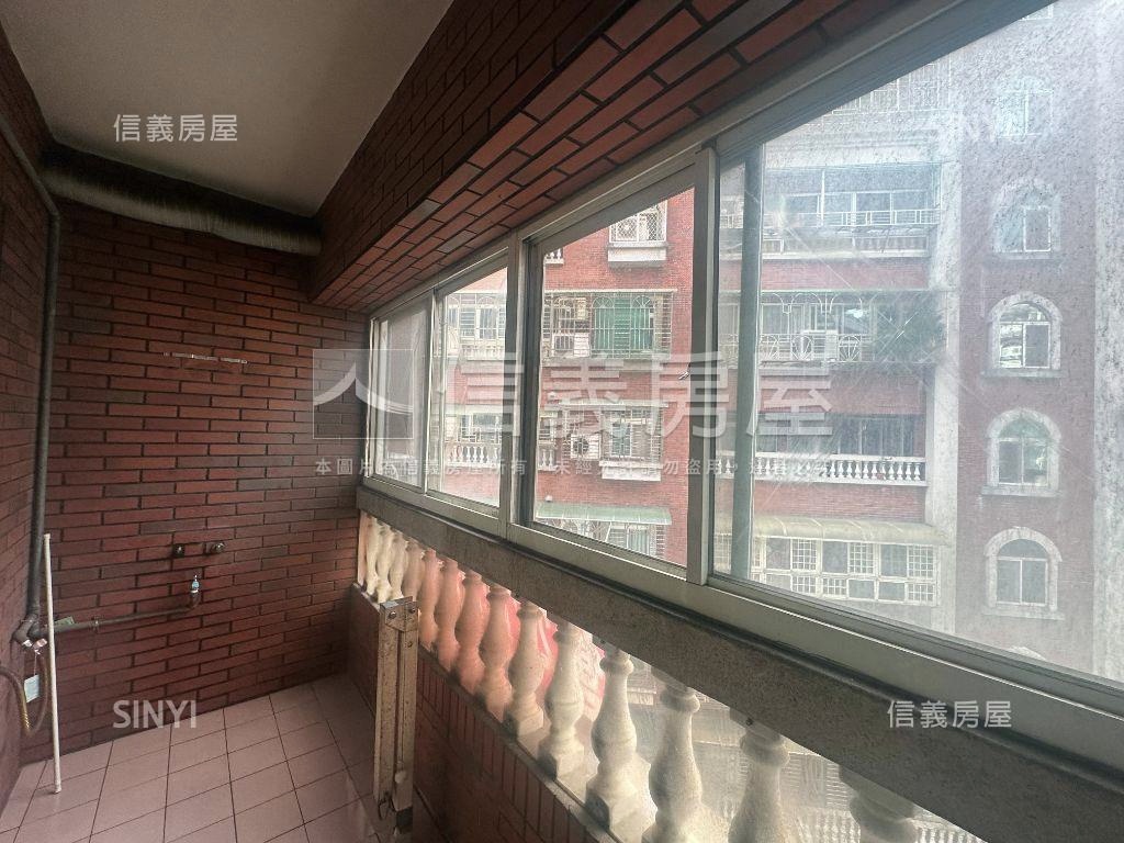 稀有釋出明房明廳房屋室內格局與周邊環境