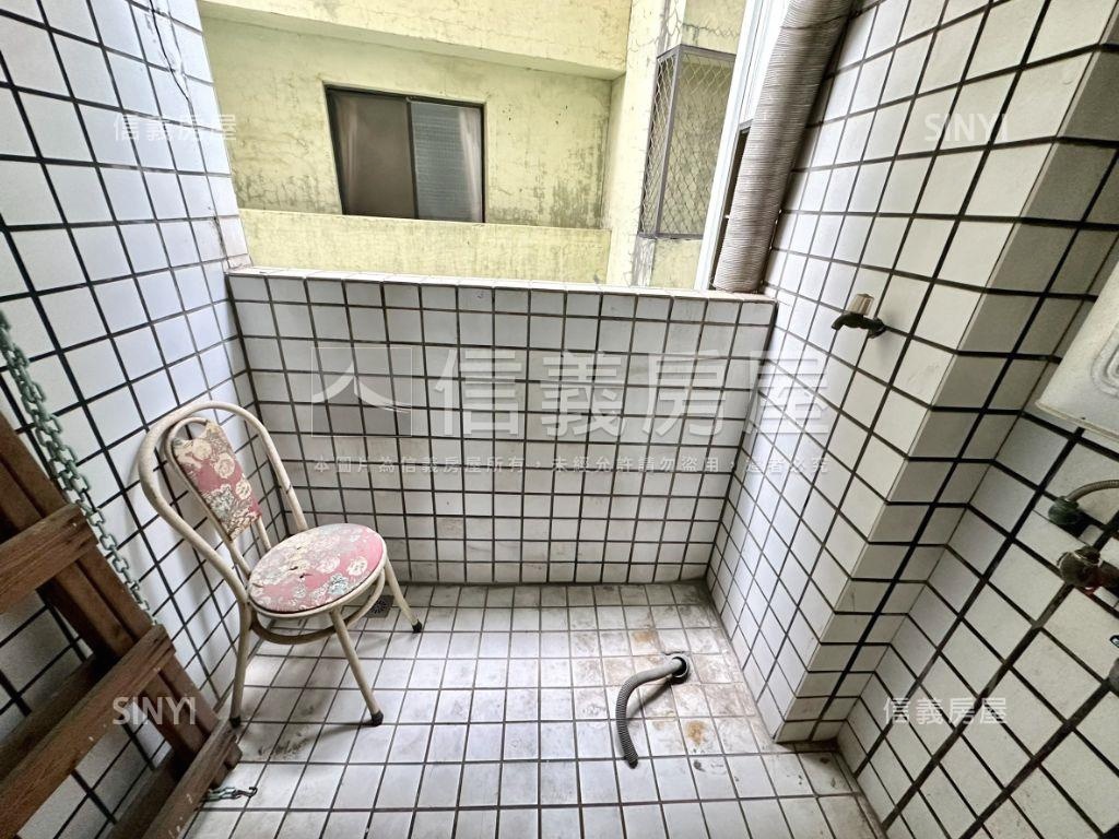 近水湳經貿低總價三房房屋室內格局與周邊環境