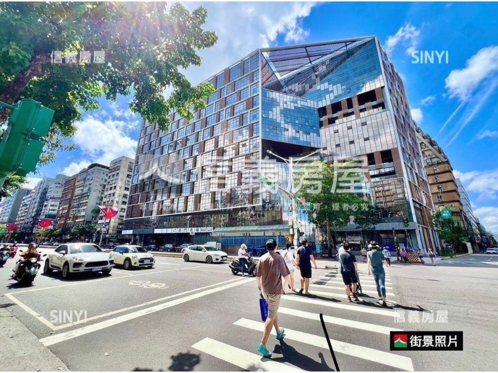 中正水美館坡平車位房屋室內格局與周邊環境