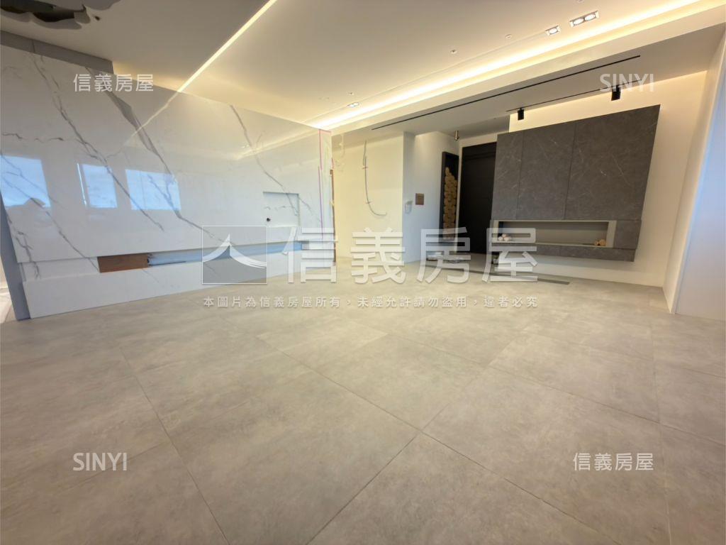 大中山鋼骨帝景富車位房屋室內格局與周邊環境