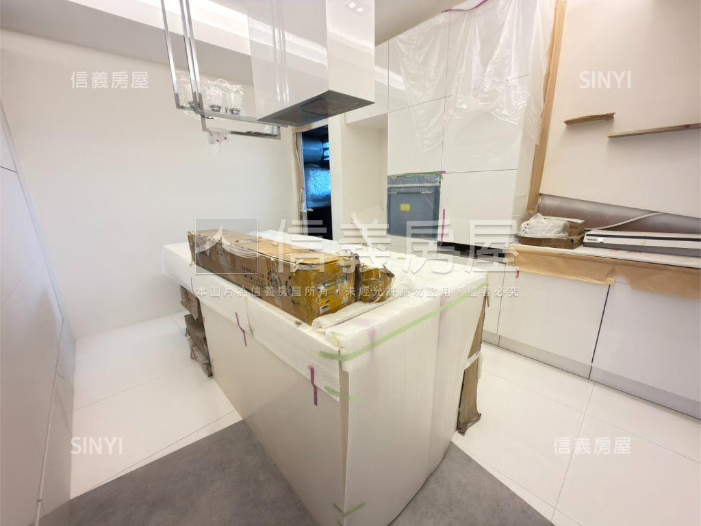 大中山鋼骨帝景富車位房屋室內格局與周邊環境