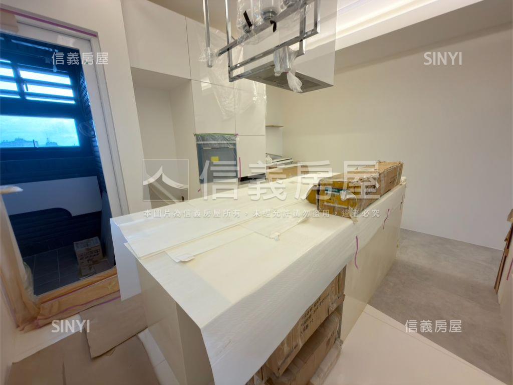 大中山鋼骨帝景富車位房屋室內格局與周邊環境