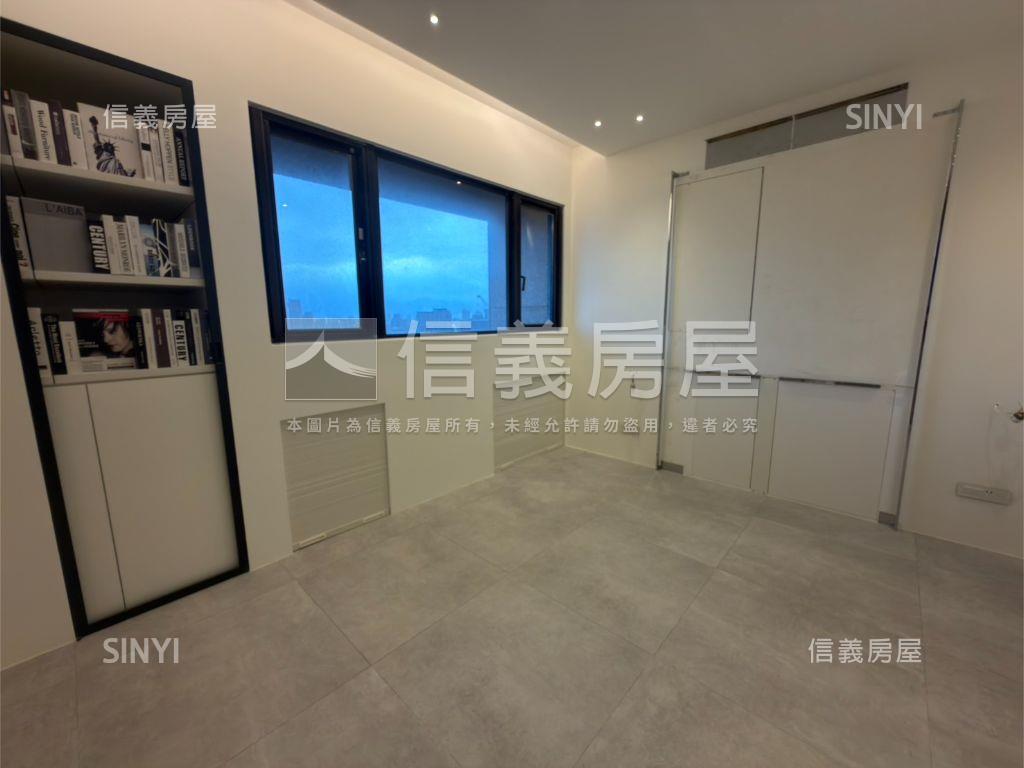 大中山鋼骨帝景富車位房屋室內格局與周邊環境