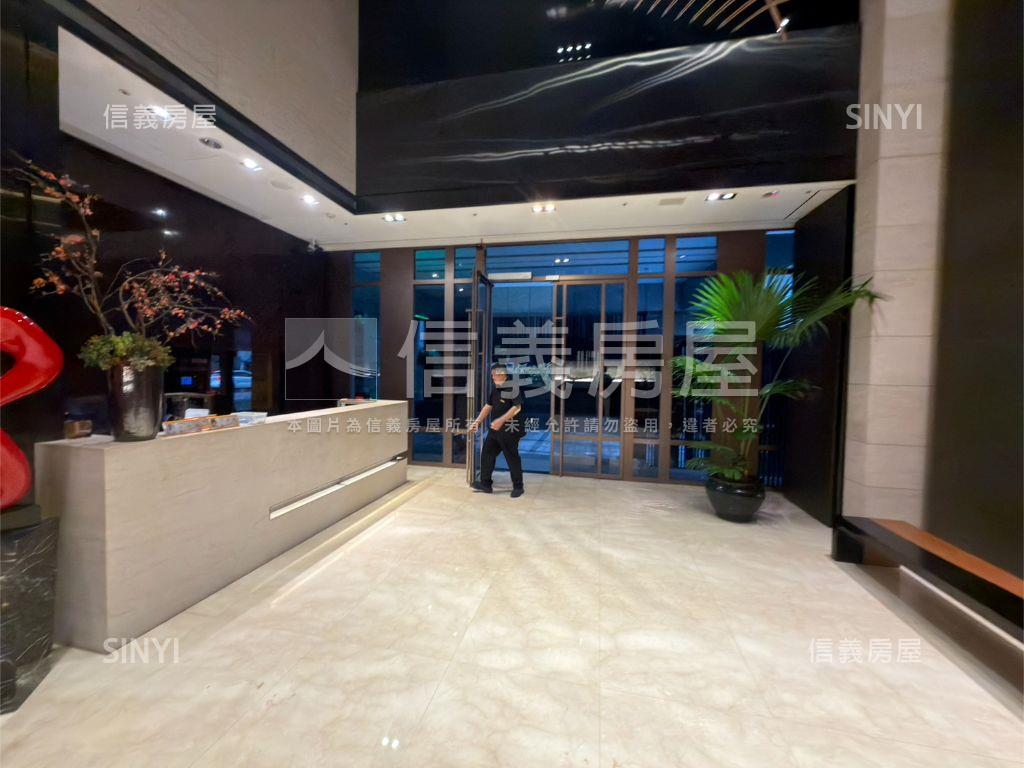 大中山鋼骨帝景富車位房屋室內格局與周邊環境