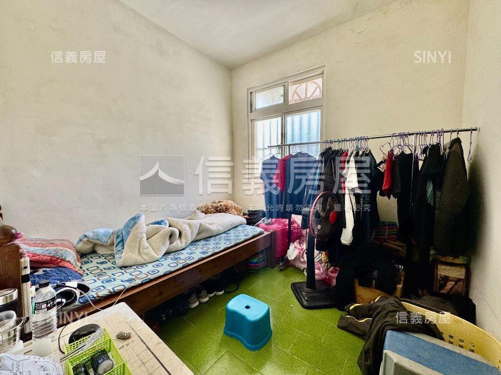 功學社新村採光美透天房屋室內格局與周邊環境