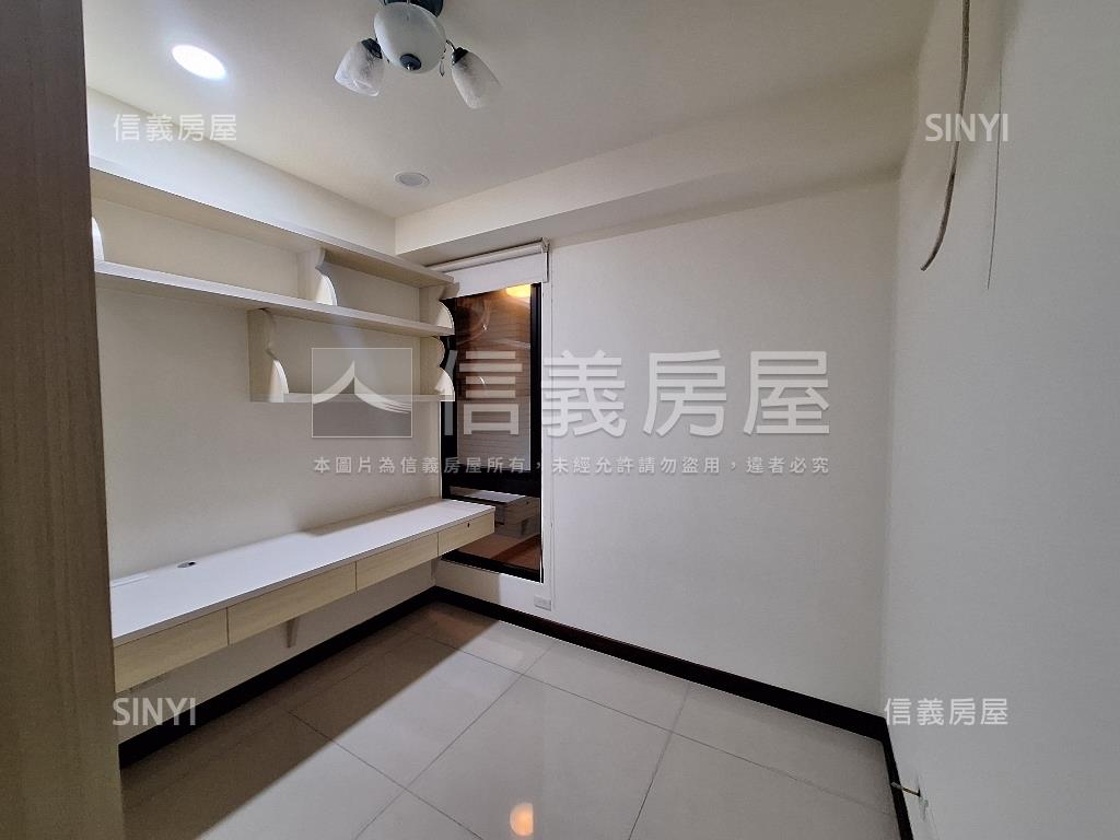 景美馥麗第四房車房屋室內格局與周邊環境