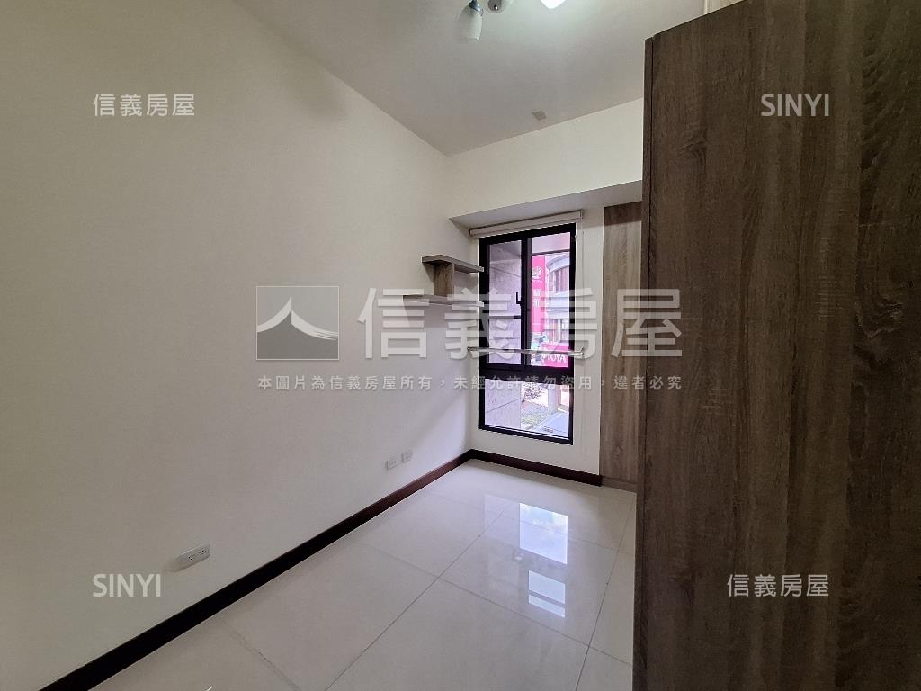 景美馥麗第四房車房屋室內格局與周邊環境