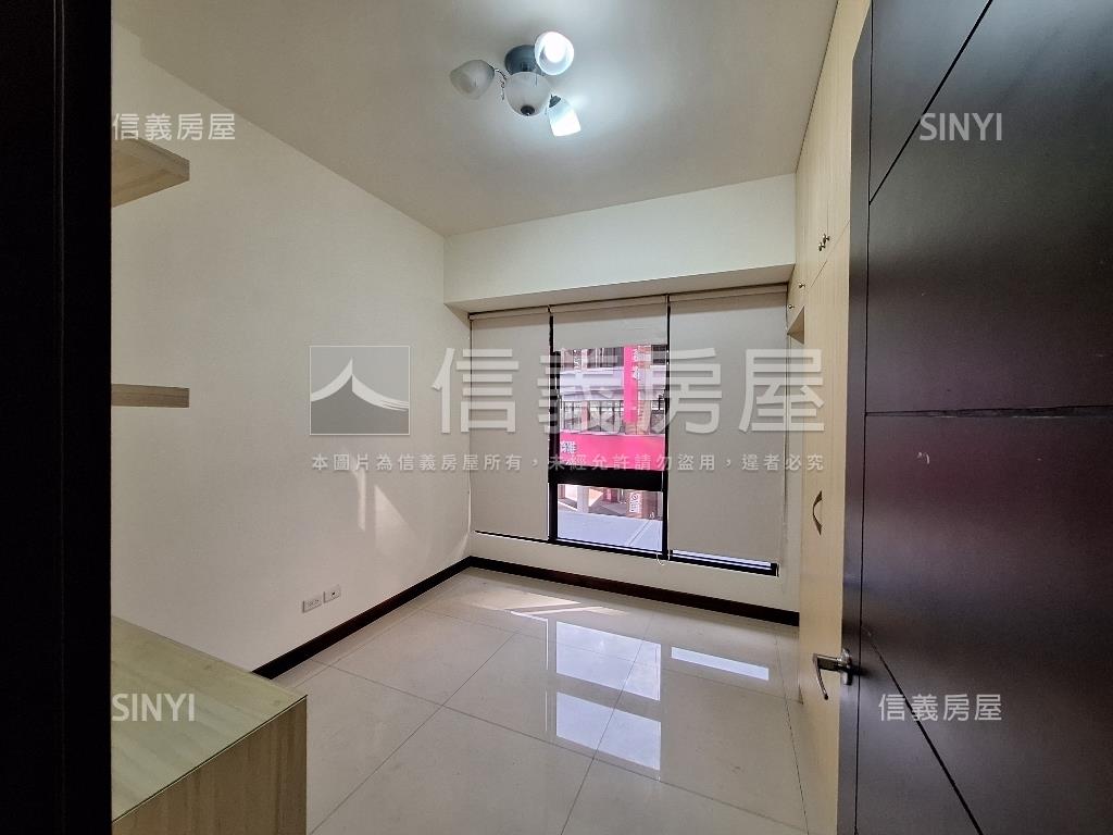 景美馥麗第四房車房屋室內格局與周邊環境