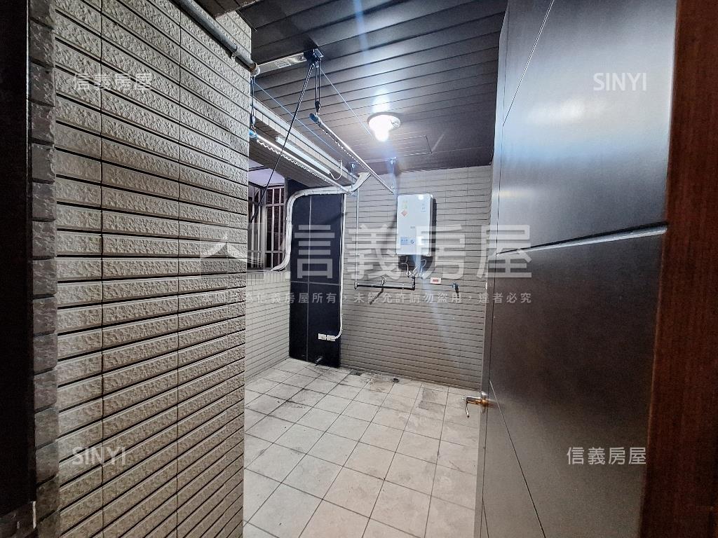 景美馥麗第四房車房屋室內格局與周邊環境