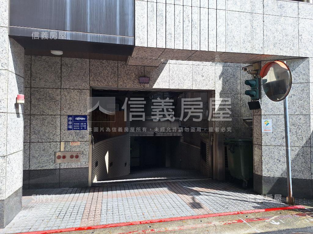 景美馥麗第四房車房屋室內格局與周邊環境