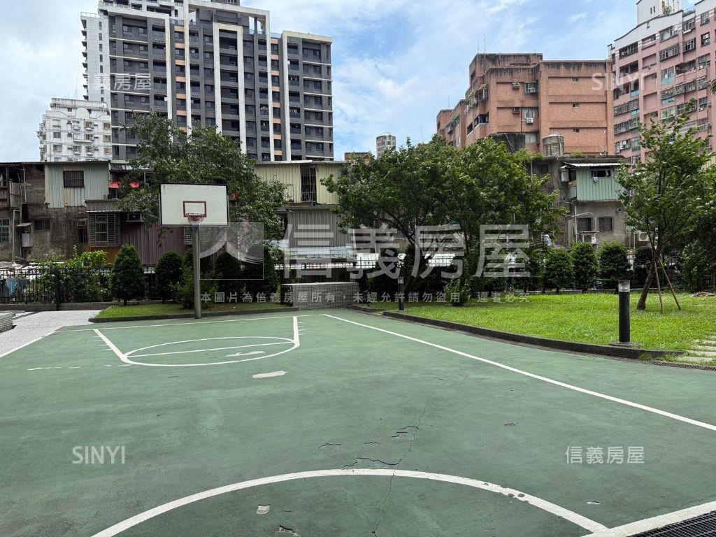 日成才子樓中樓美屋房屋室內格局與周邊環境