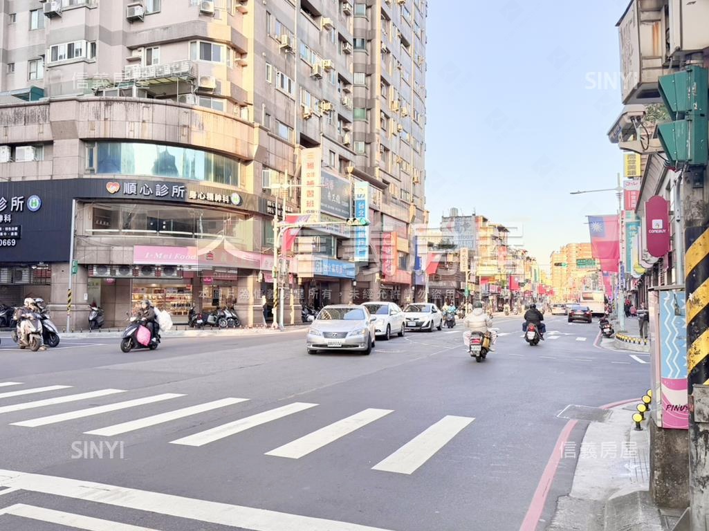 正中山路透天店面房屋室內格局與周邊環境