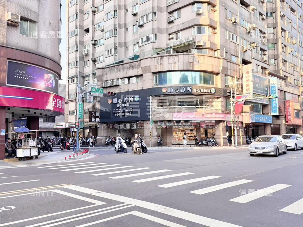 正中山路透天店面房屋室內格局與周邊環境