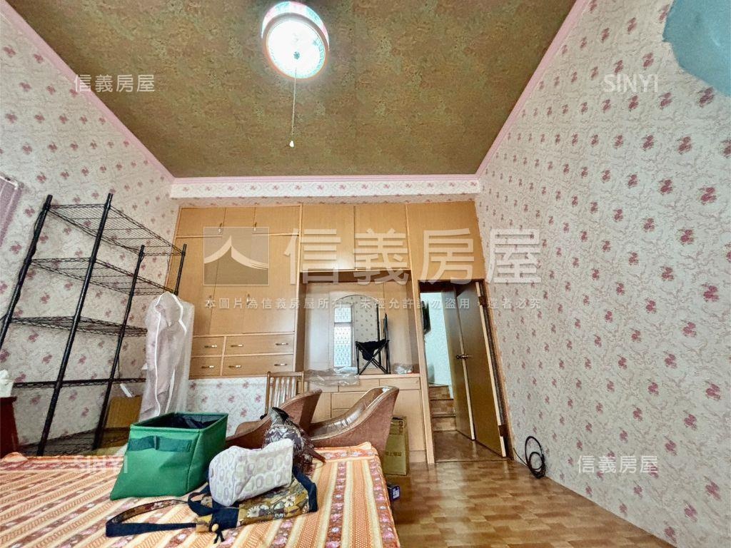 後昌商圈邊間美透天房屋室內格局與周邊環境