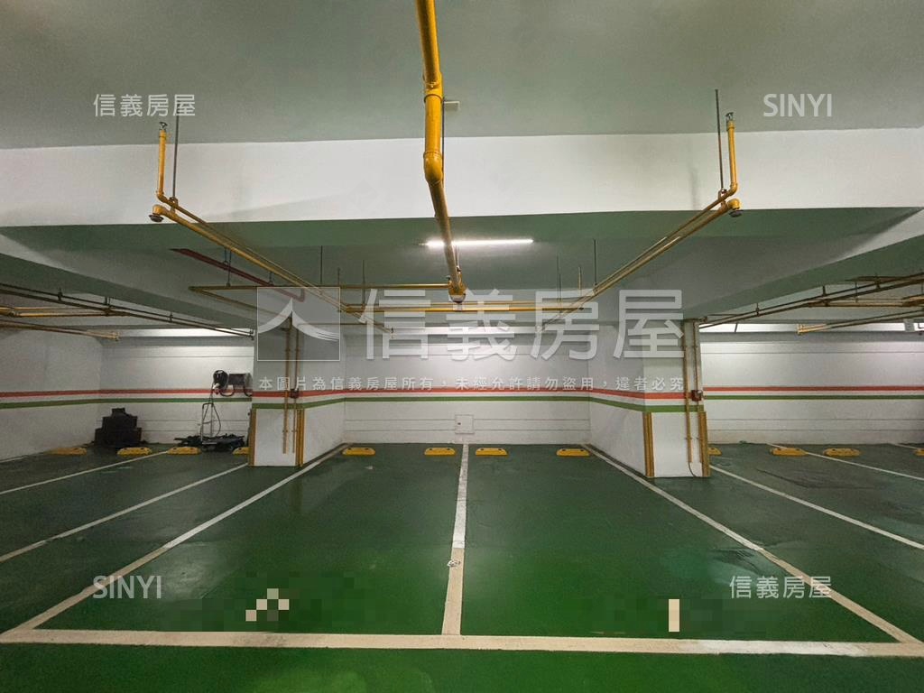 精緻愛河景觀雙車豪邸房屋室內格局與周邊環境