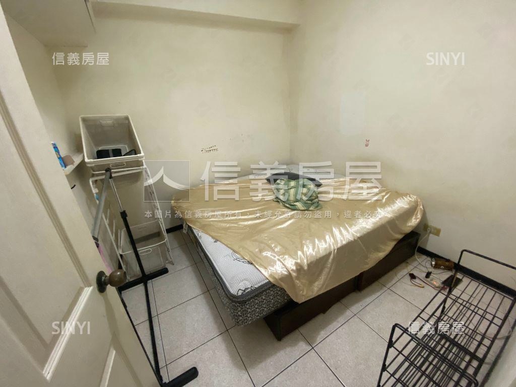 大山圓精美電梯兩房房屋室內格局與周邊環境