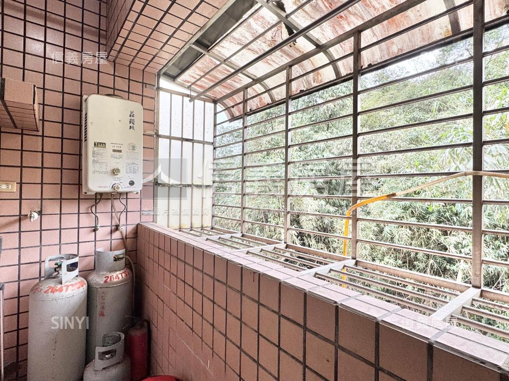 仁愛翠庭景觀美景三房房屋室內格局與周邊環境