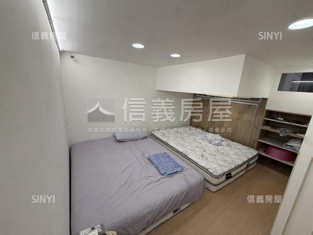 專任鎮金殿高樓美裝潢房屋室內格局與周邊環境