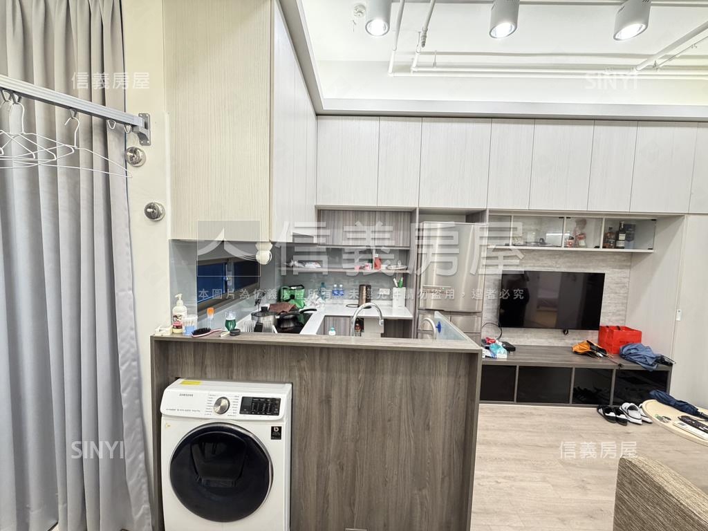 專任鎮金殿高樓美裝潢房屋室內格局與周邊環境