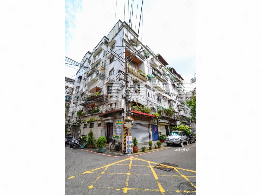 田園新貌３房美宅房屋室內格局與周邊環境