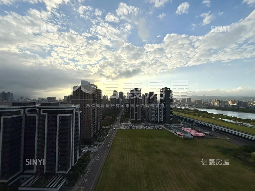 江翠北側雙陽台高樓河景房房屋室內格局與周邊環境