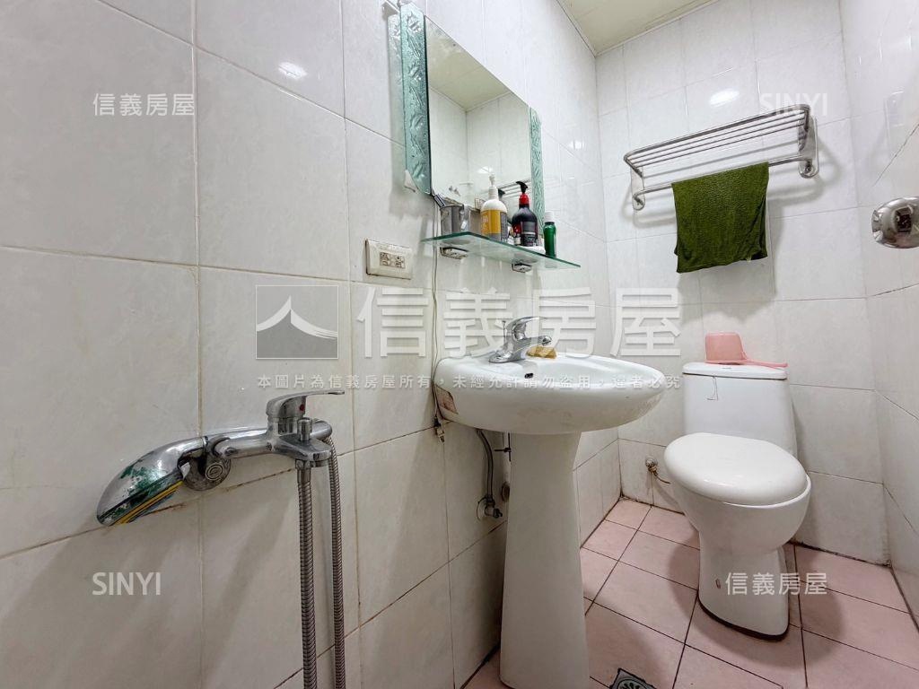 中興街３房豪爽美寓房屋室內格局與周邊環境