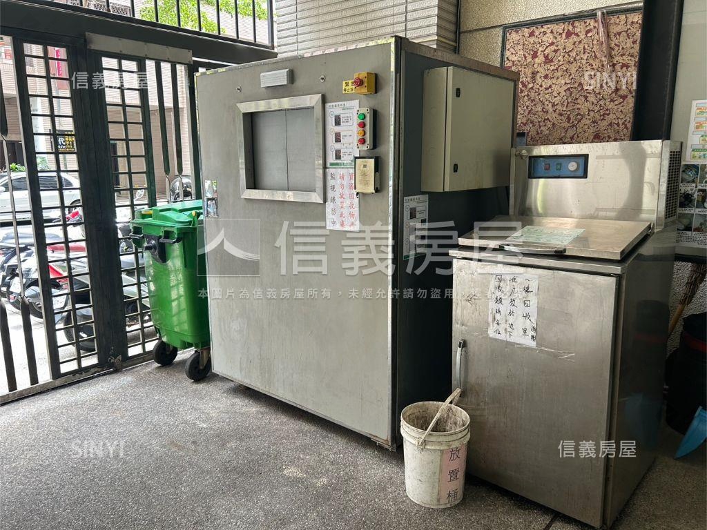愛情海公園旁精美兩房車位房屋室內格局與周邊環境