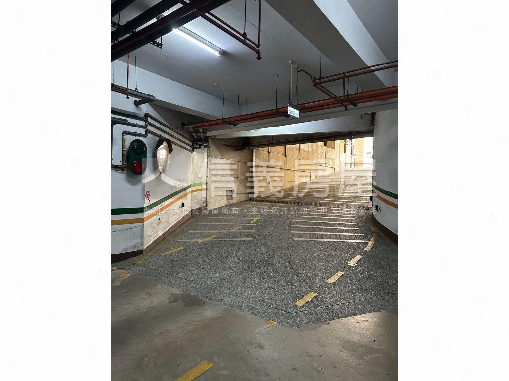 愛情海公園旁精美兩房車位房屋室內格局與周邊環境