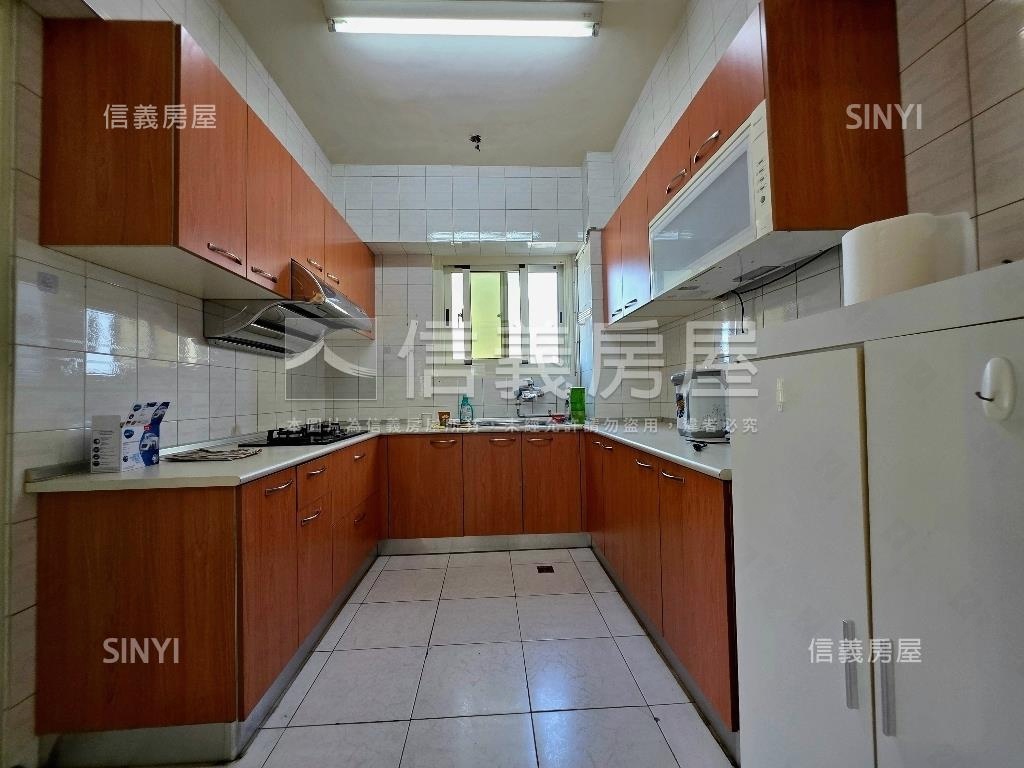 大觀園高樓４房車位房屋室內格局與周邊環境