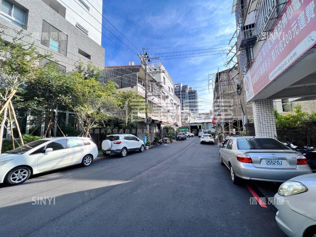 南屯優質角間店面房屋室內格局與周邊環境