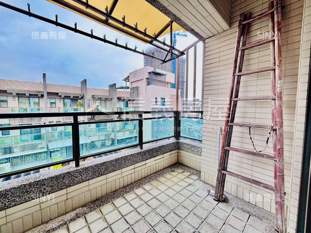 仁武優質面寬七米透天房屋室內格局與周邊環境