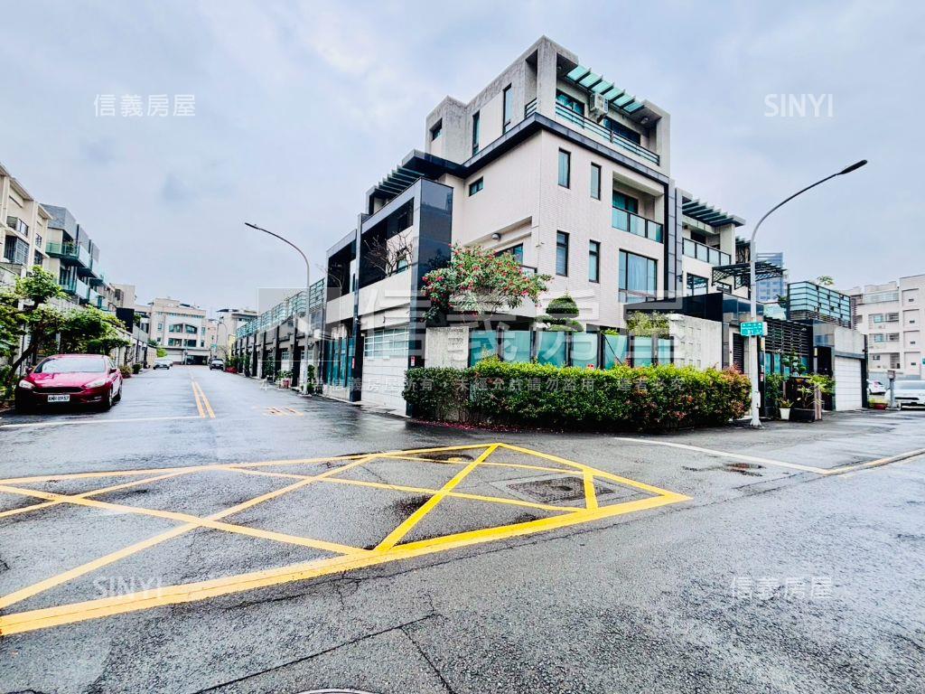 仁武優質面寬七米透天房屋室內格局與周邊環境