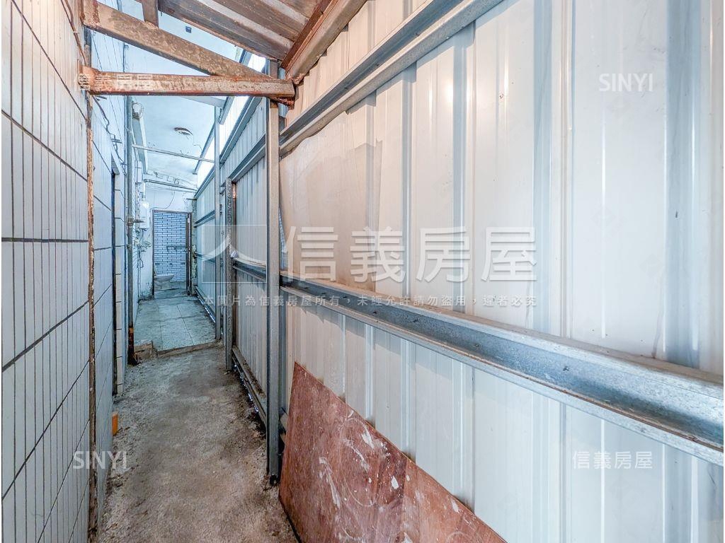 員山路機能孝親一樓房屋室內格局與周邊環境