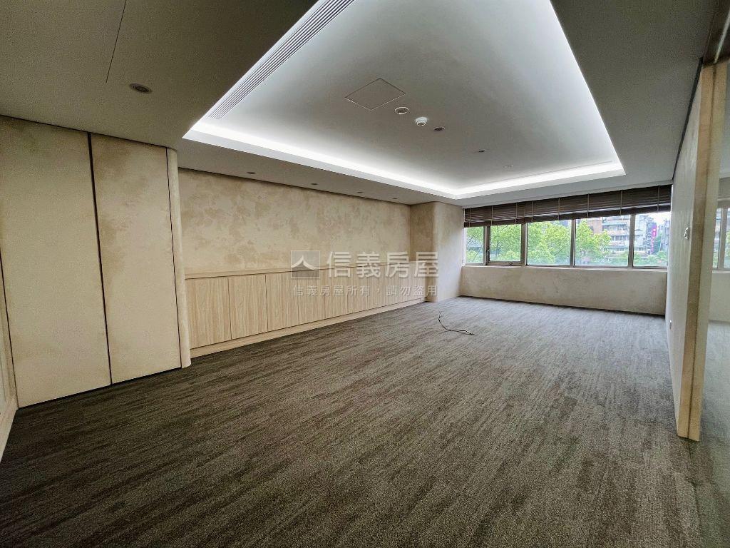 元利帷幕辦公大樓房屋室內格局與周邊環境